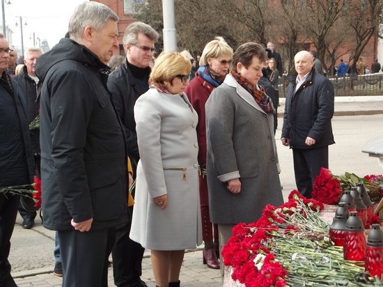 Акция памяти и солидарности с жителями Санкт-Петербурга "Нет террору!", 08.04.2017