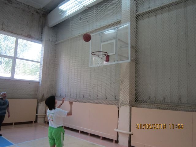 23